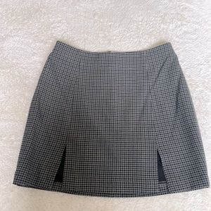 Aritzia Sunday Best Mandy Skirt